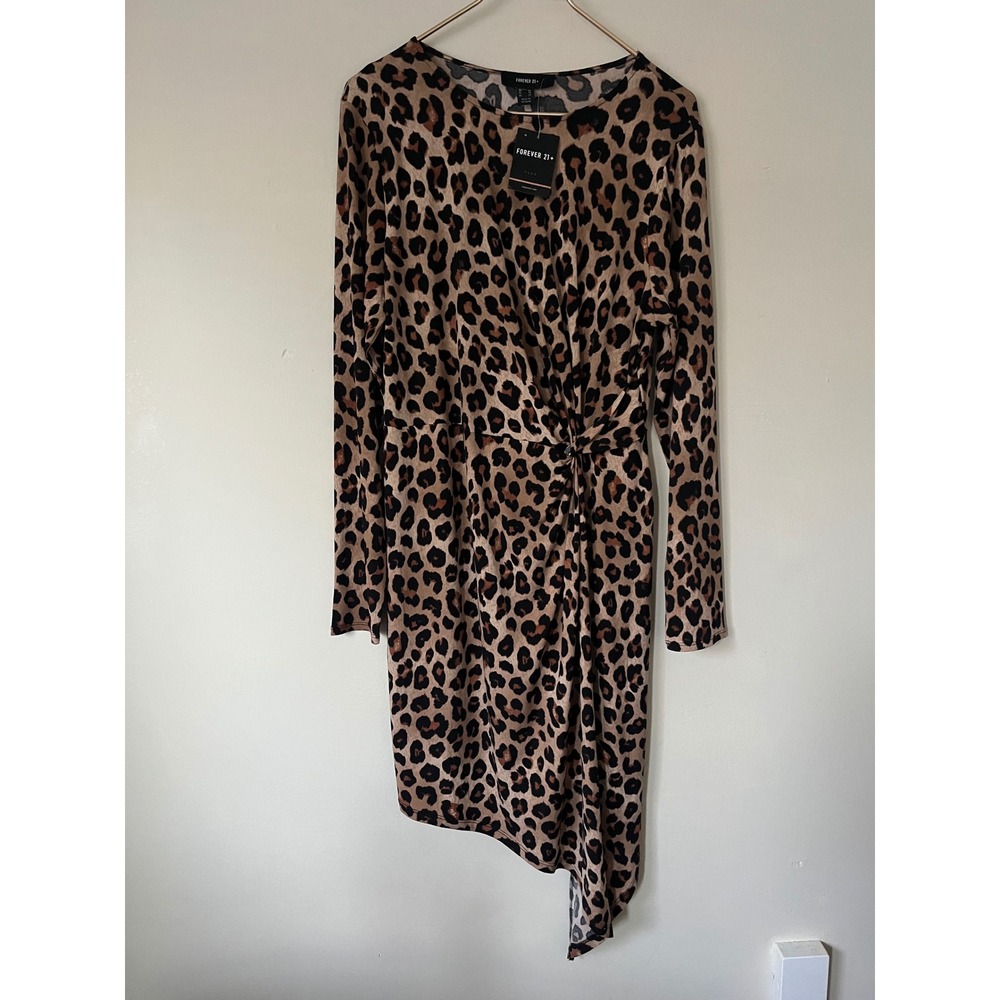 Forever 21+ Plus 3X Leopard Print Long Sleeve Twist Front Asymmetrical Dress NEW